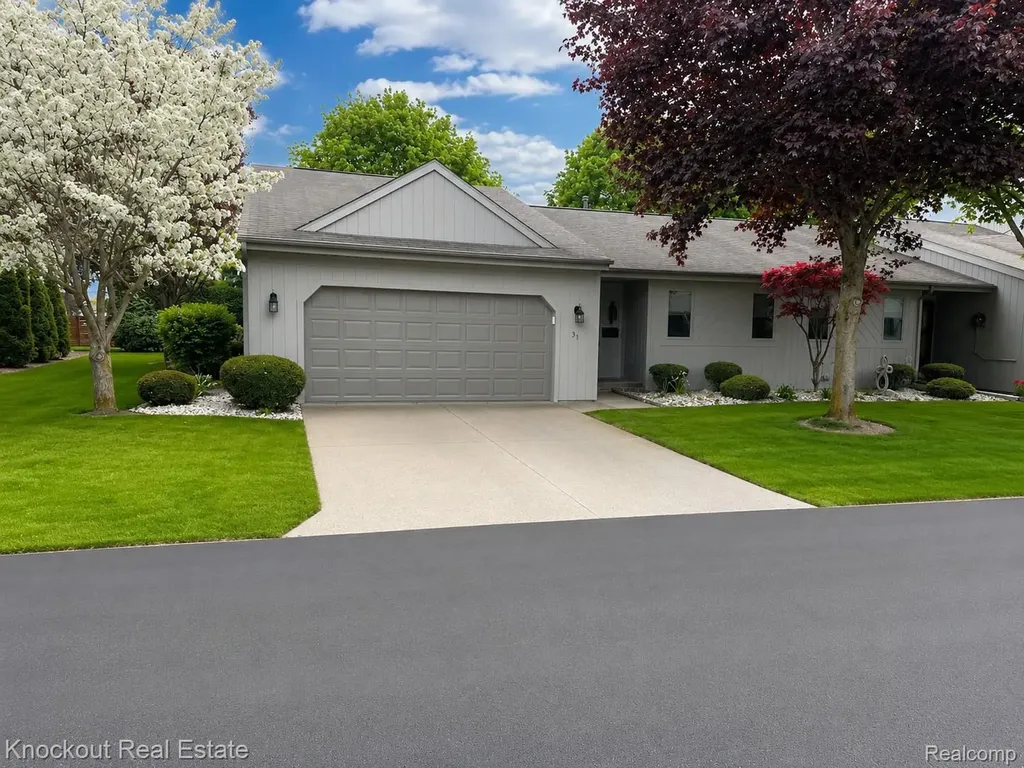 53 Pine Grove Drive Frankenmuth City MI 48734