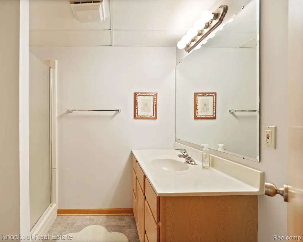 53 Pine Grove Drive Frankenmuth City MI 48734
