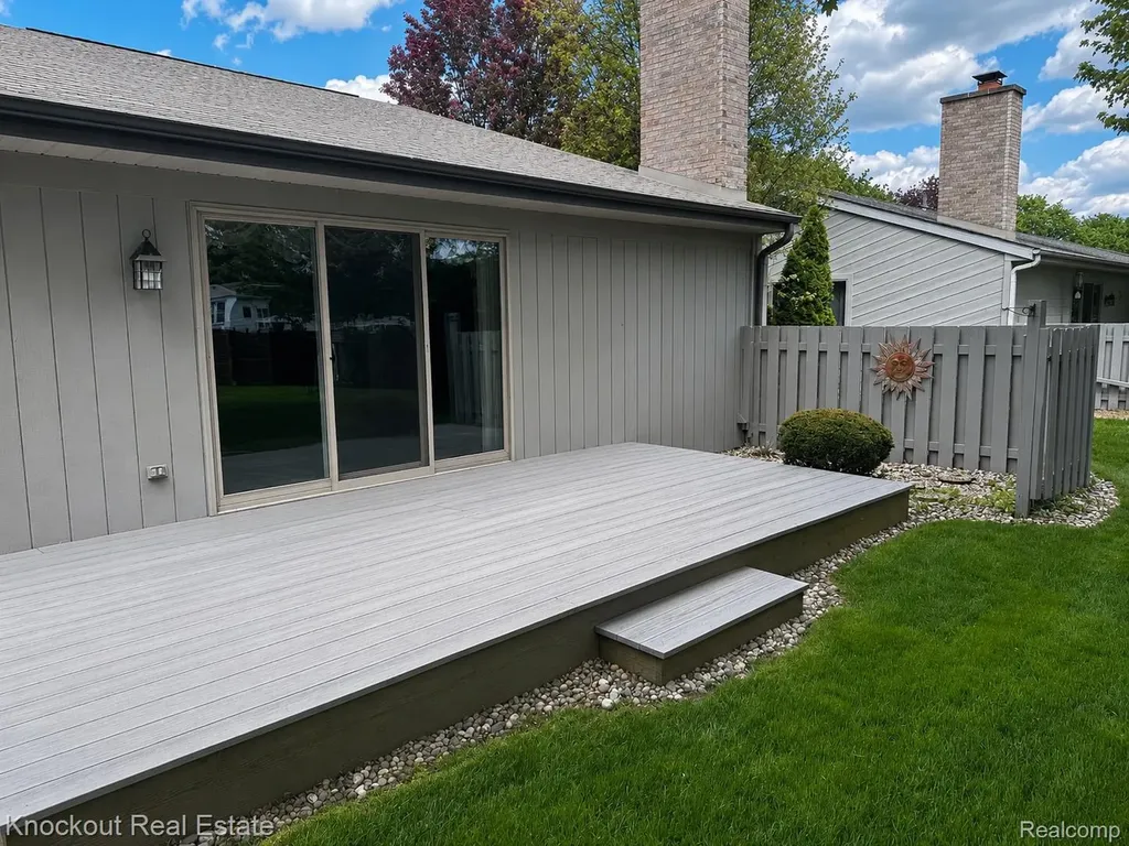 53 Pine Grove Drive Frankenmuth City MI 48734