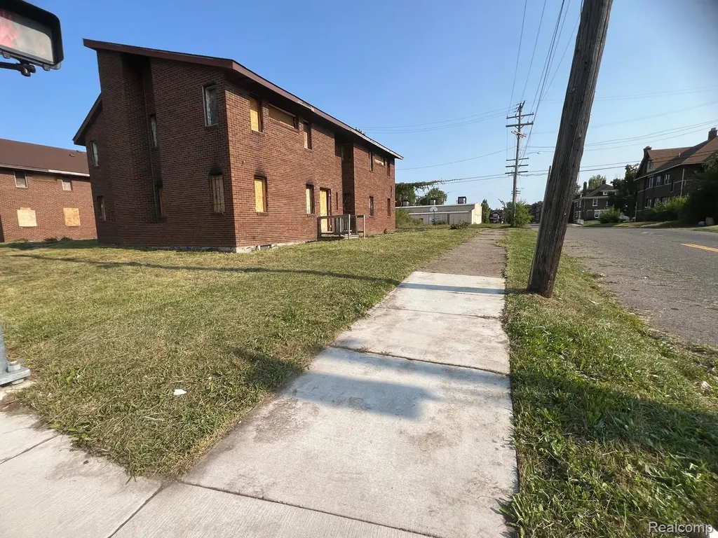 1561 Webb Street Detroit City MI 48206