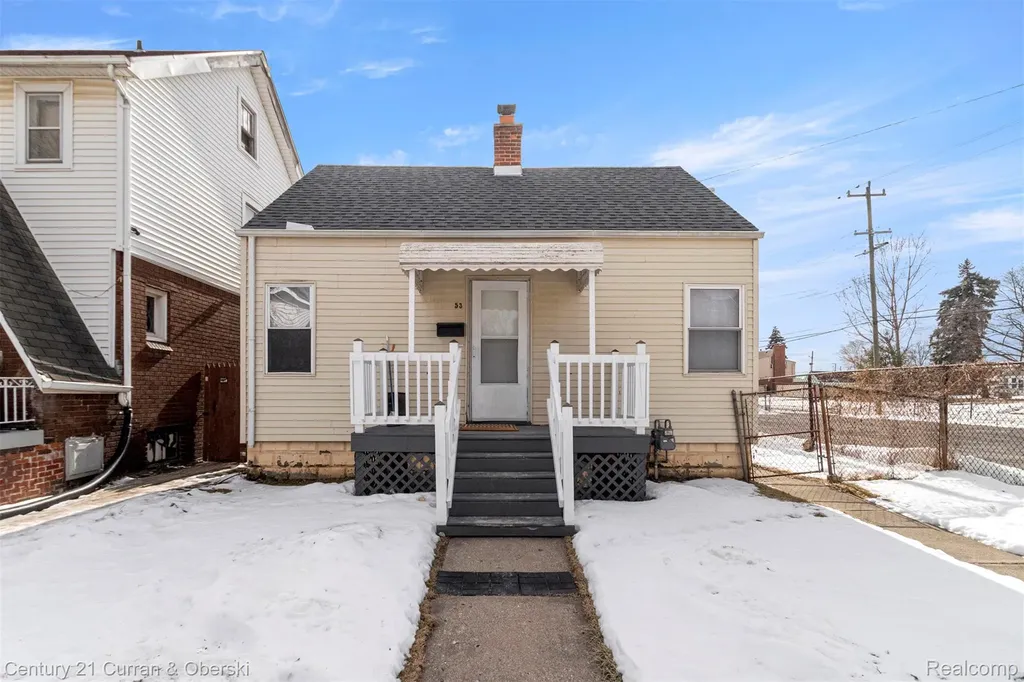 53 W Charlotte Street Ecorse City MI 48229