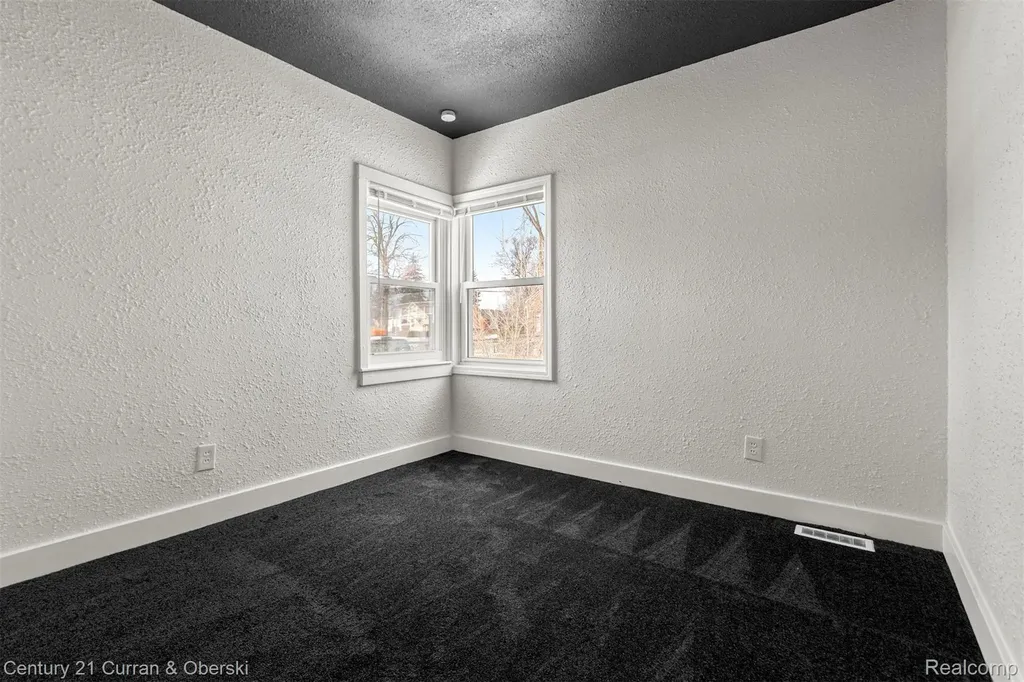 53 W Charlotte Street Ecorse City MI 48229