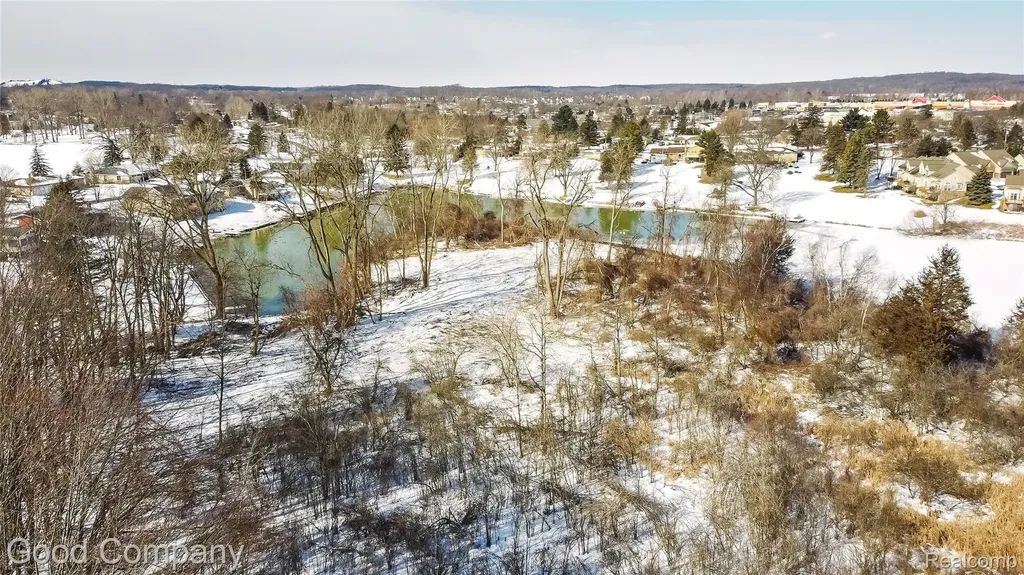 640 Sunnybeach Drive White Lake Charter Township MI 48386