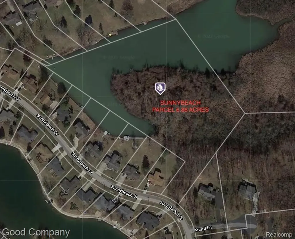 640 Sunnybeach Drive White Lake Charter Township MI 48386