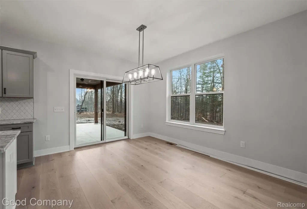640 Sunnybeach Drive White Lake Charter Township MI 48386