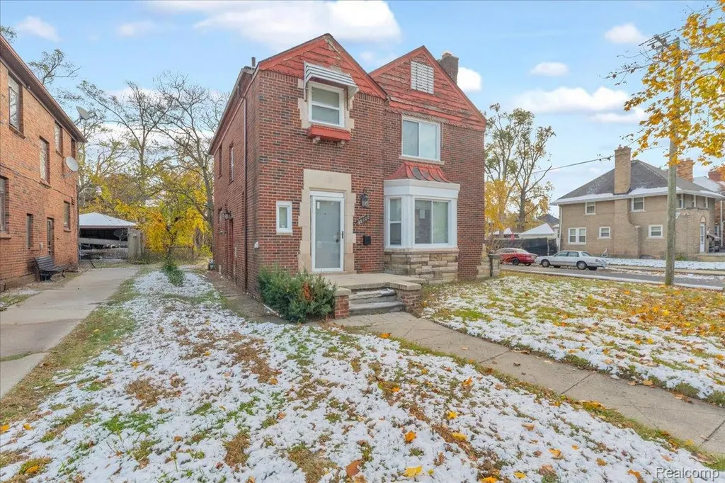 17300 Woodingham Drive Detroit City MI 48221