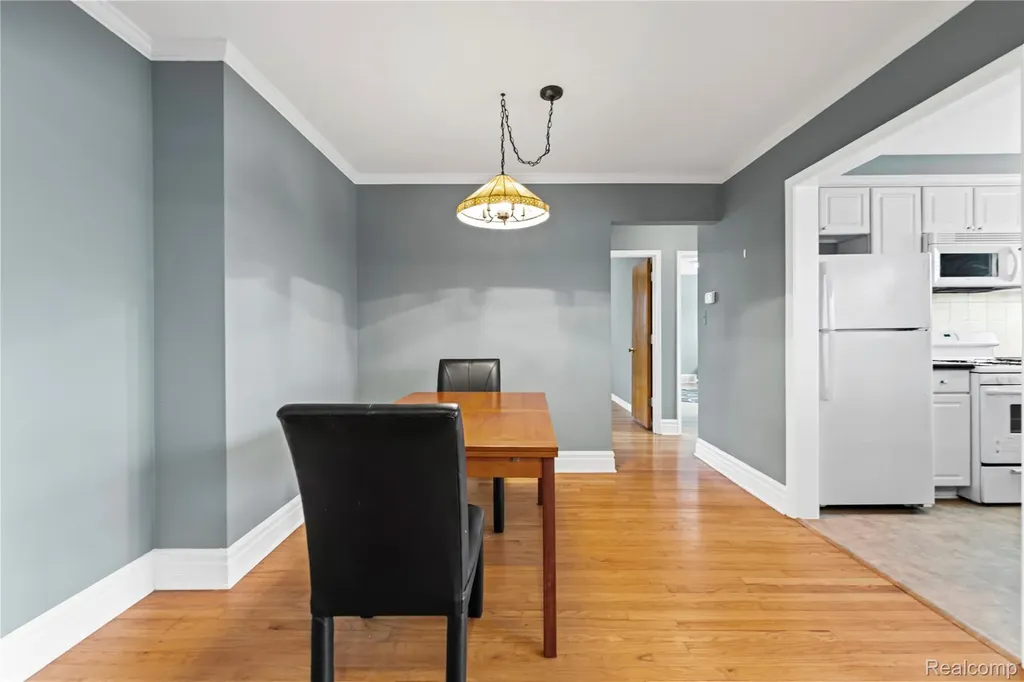 25777 Woodward Avenue Royal Oak City MI 48067