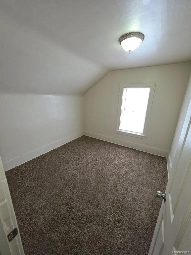 35 Clarence Street Pontiac City MI 48342