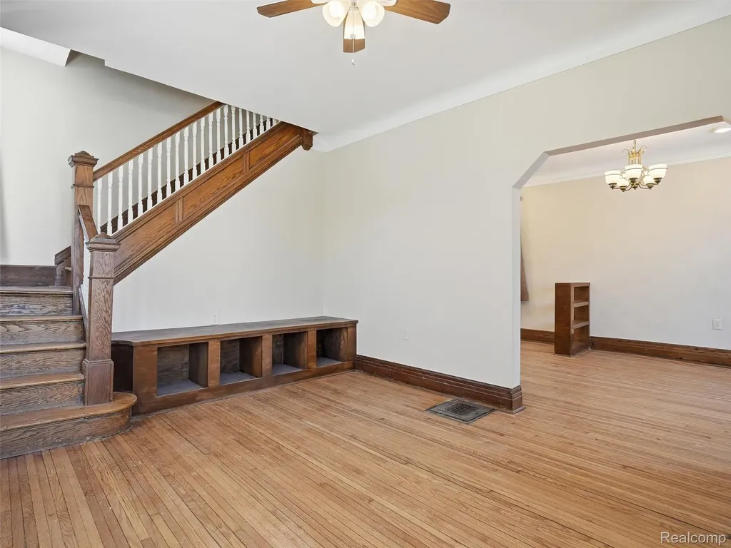 713 Clairmount Street Detroit City MI 48202