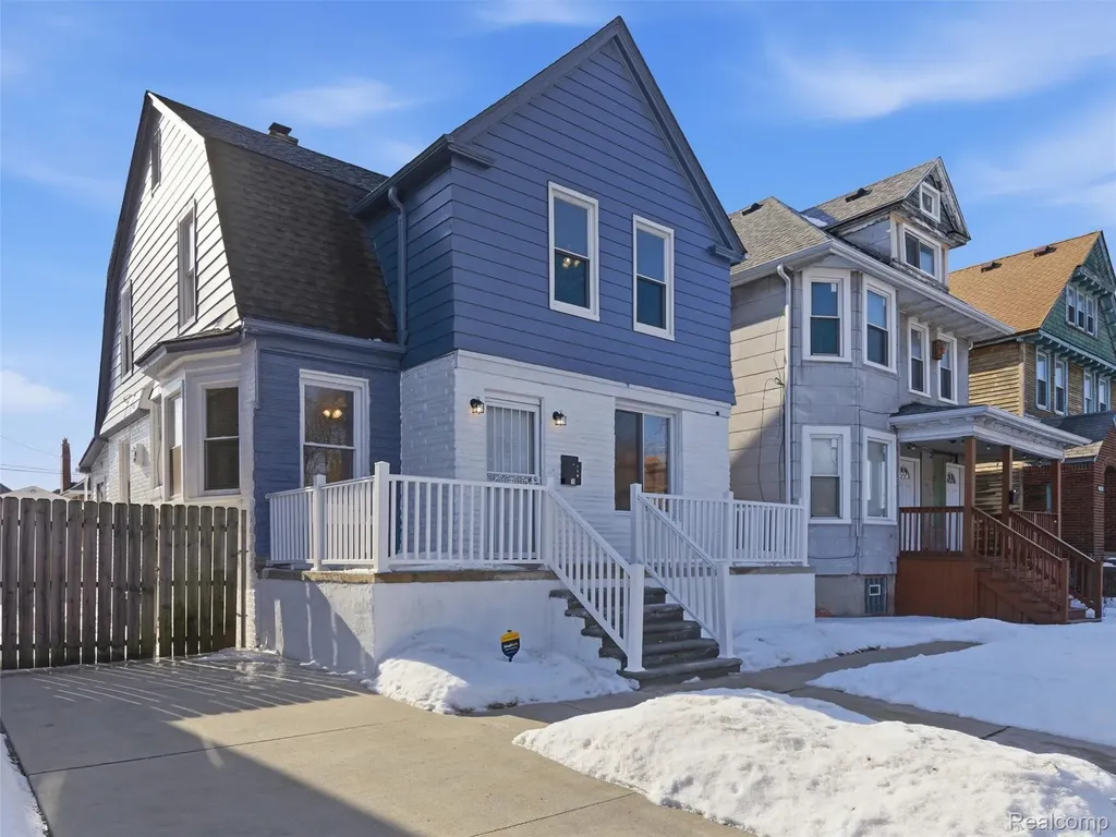 713 Clairmount Street Detroit City MI 48202