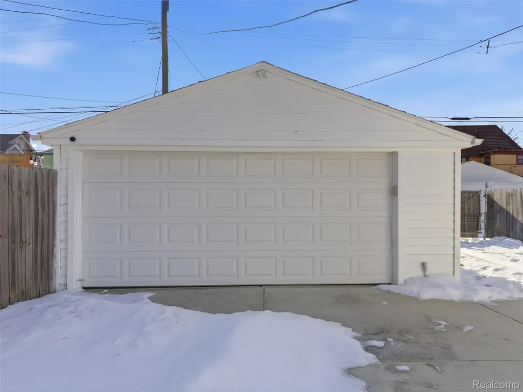 713 Clairmount Street Detroit City MI 48202