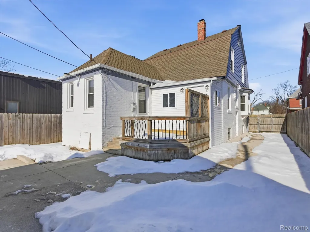 713 Clairmount Street Detroit City MI 48202