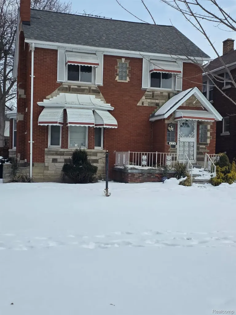 434 Piper Boulevard Detroit City MI 48215