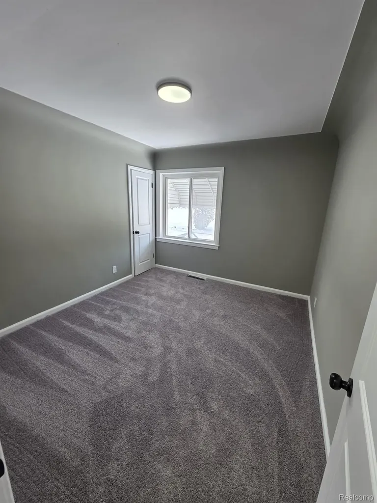 434 Piper Boulevard Detroit City MI 48215