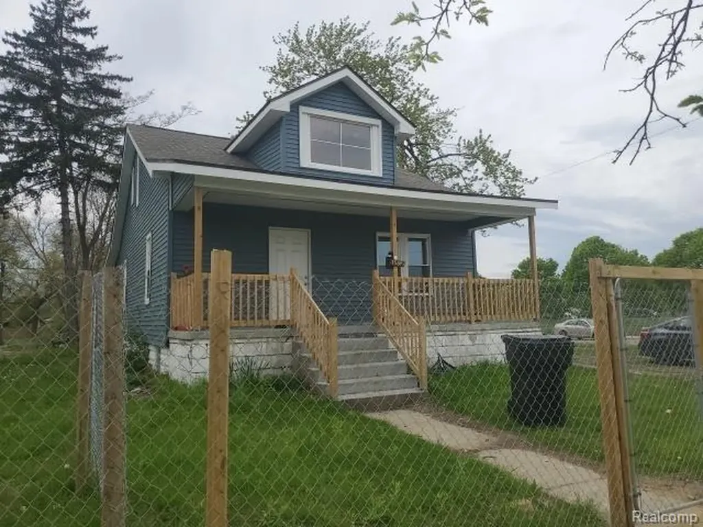15389 Dexter Street Detroit City MI 48238