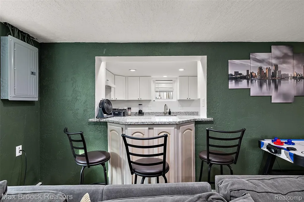 2940 Steeple Hill Road White Lake Charter Township MI 48383