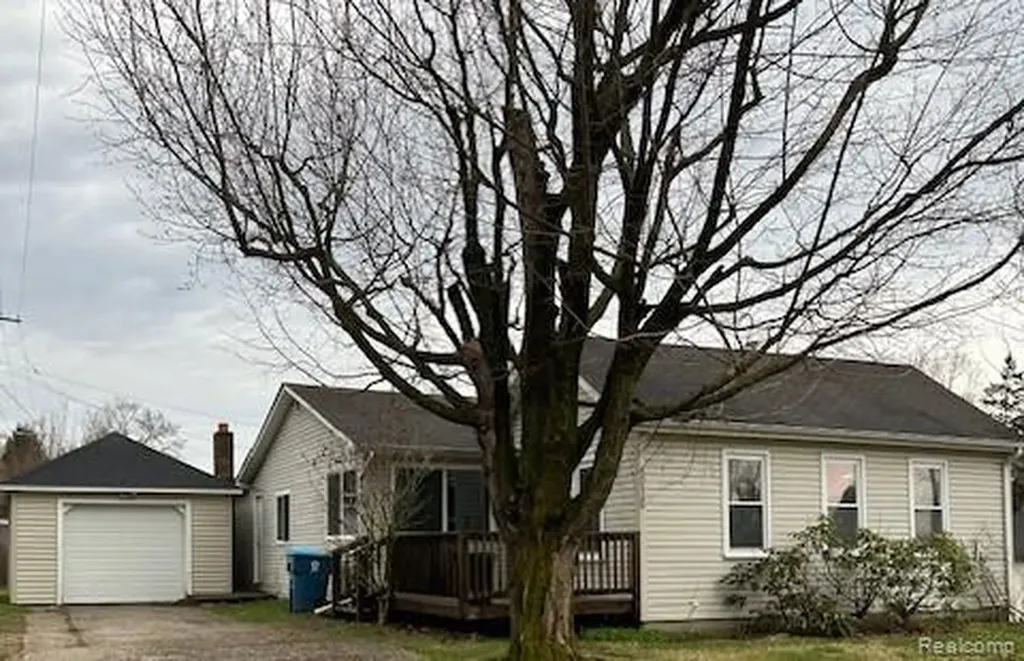 6010 Fox Street Mayville Village MI 48744
