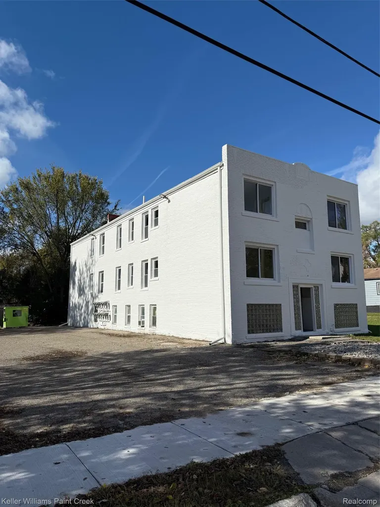 98 S Edith Street Pontiac City MI 48342