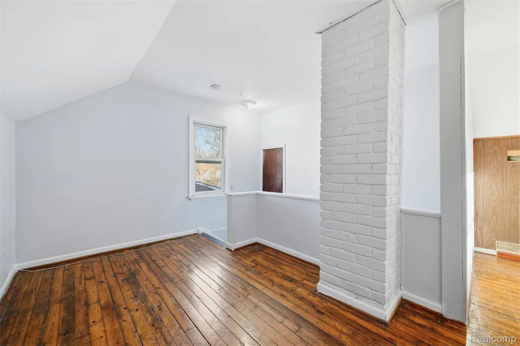 1709 S Deacon Street Detroit City MI 48217
