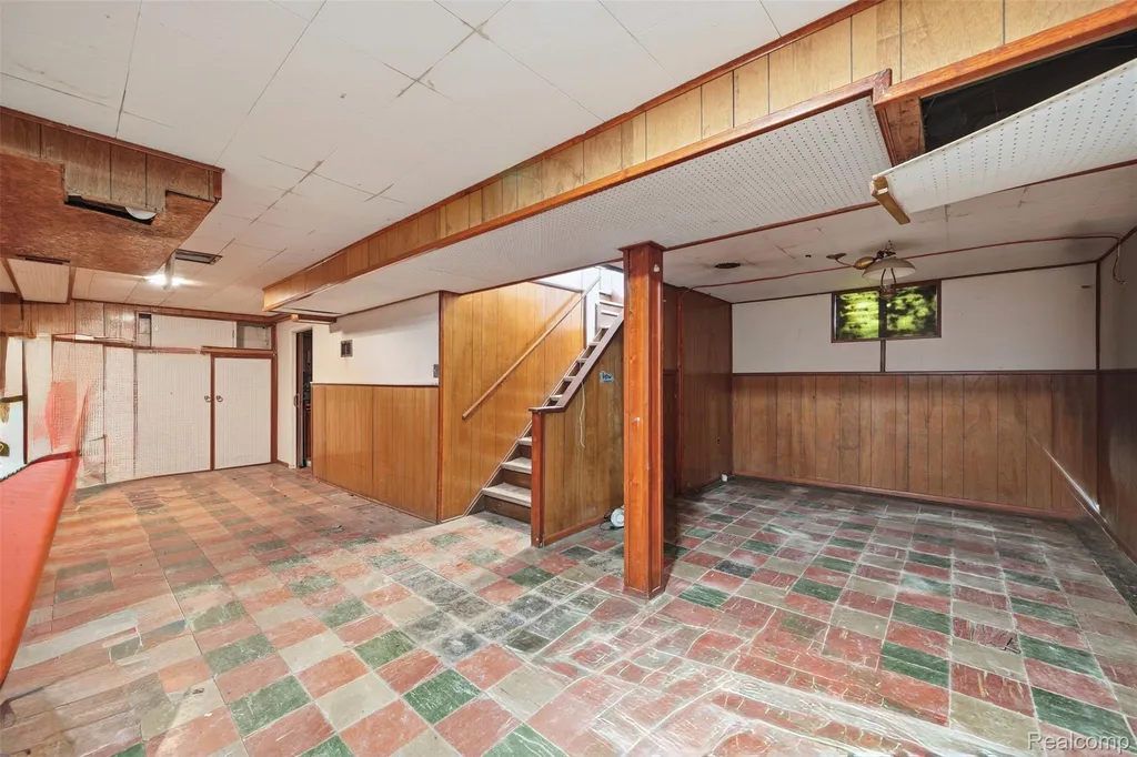 1709 S Deacon Street Detroit City MI 48217