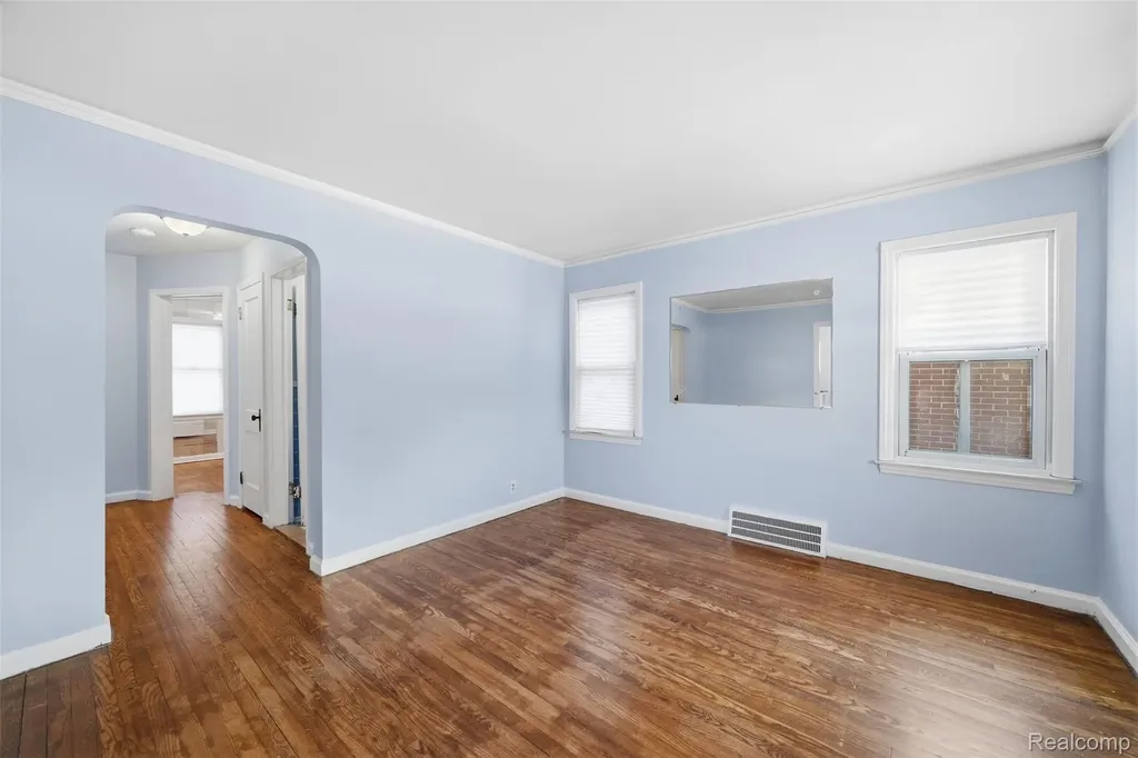 1709 S Deacon Street Detroit City MI 48217