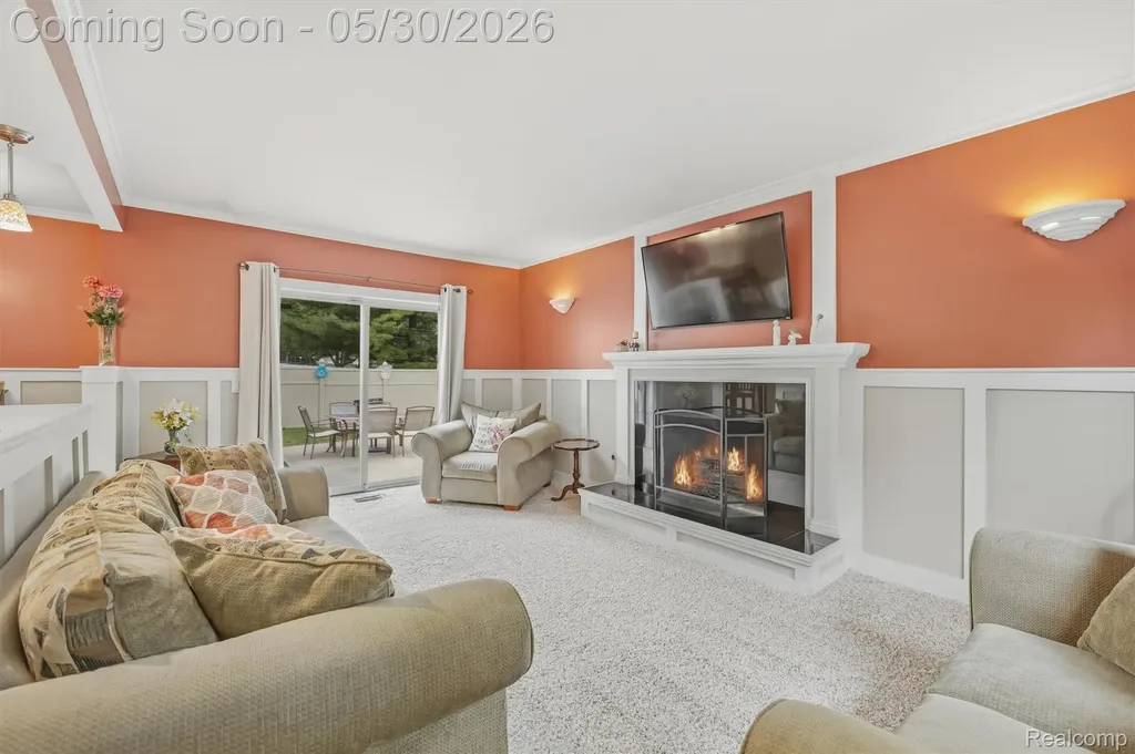 184 Carter Drive Troy City MI 48098