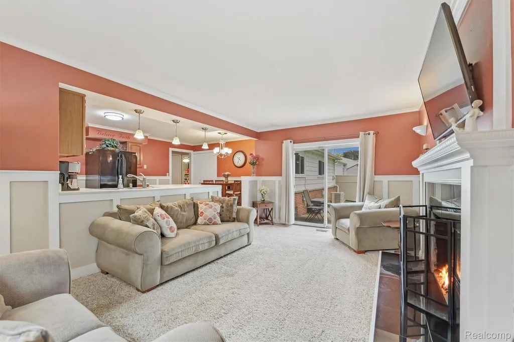 184 Carter Drive Troy City MI 48098