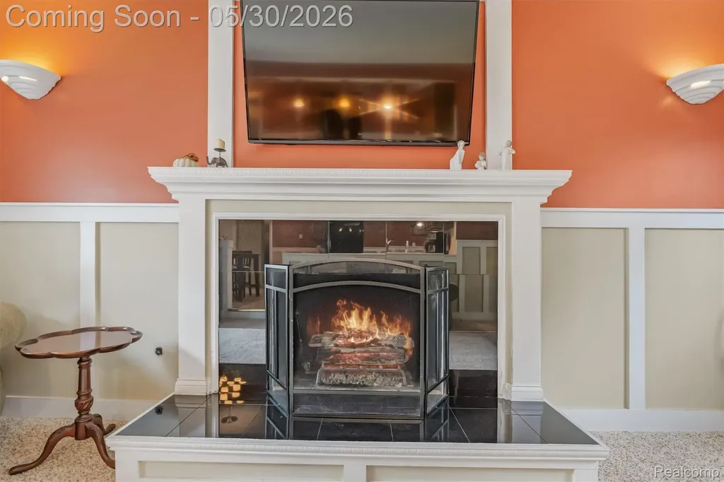 184 Carter Drive Troy City MI 48098