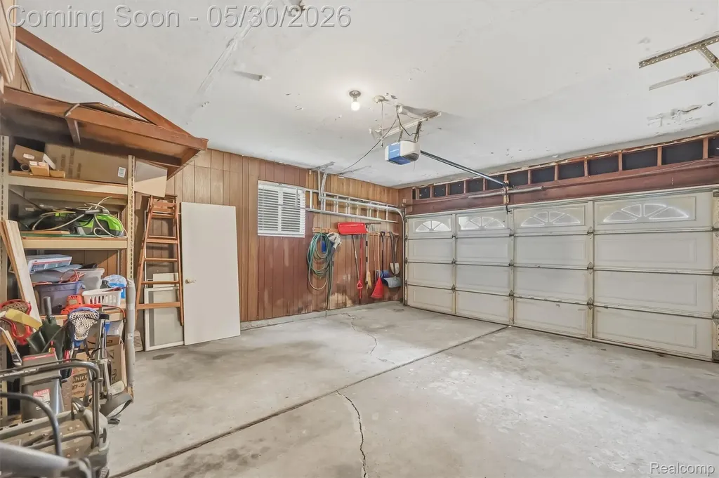 184 Carter Drive Troy City MI 48098
