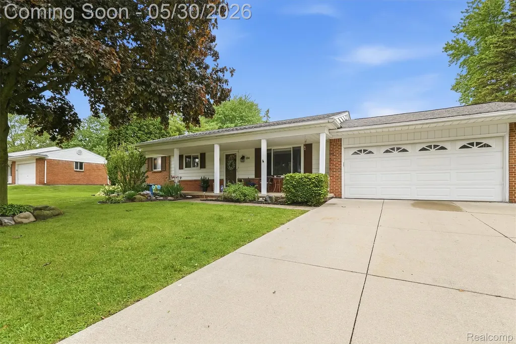 184 Carter Drive Troy City MI 48098