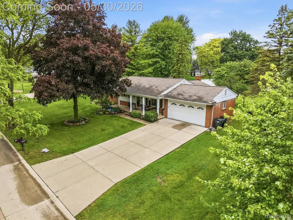 184 Carter Drive Troy City MI 48098