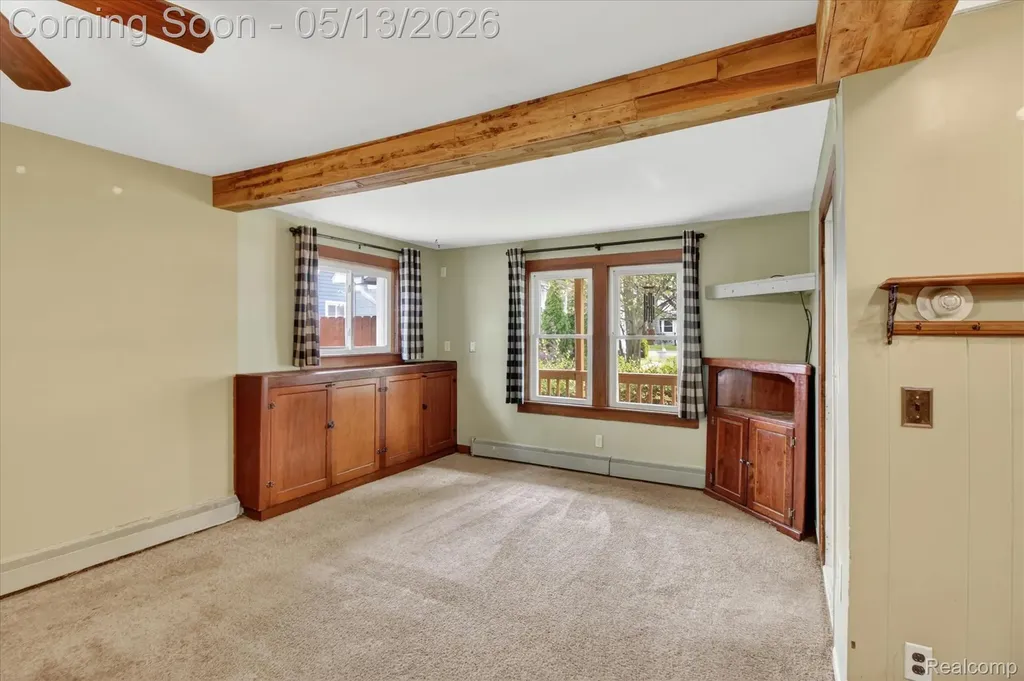 50 Clarence Street Belleville City MI 48111
