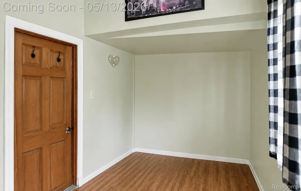 50 Clarence Street Belleville City MI 48111