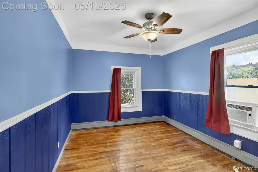 50 Clarence Street Belleville City MI 48111