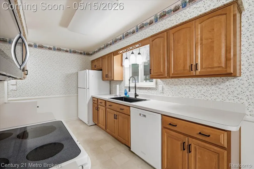 5457 N Seymour Road Flushing Charter Township MI 48433