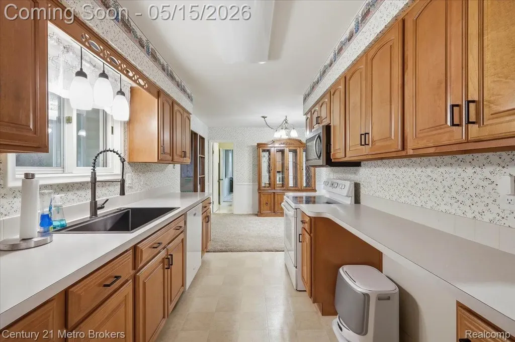 5457 N Seymour Road Flushing Charter Township MI 48433