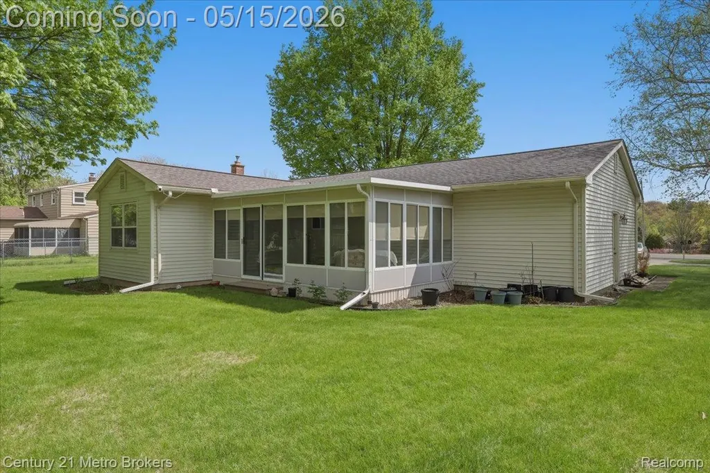 5457 N Seymour Road Flushing Charter Township MI 48433