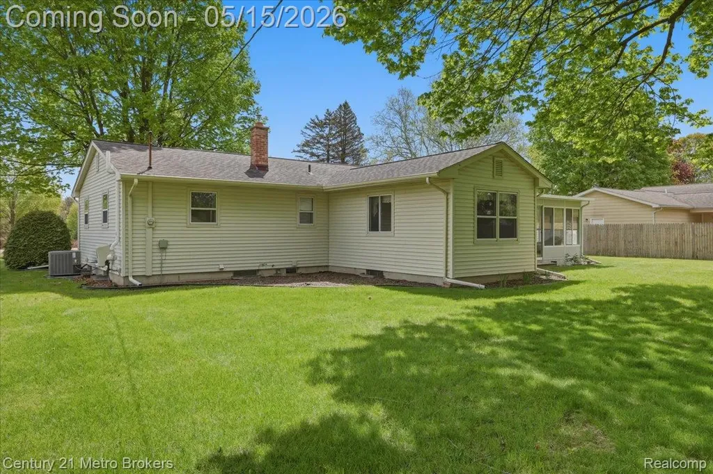 5457 N Seymour Road Flushing Charter Township MI 48433