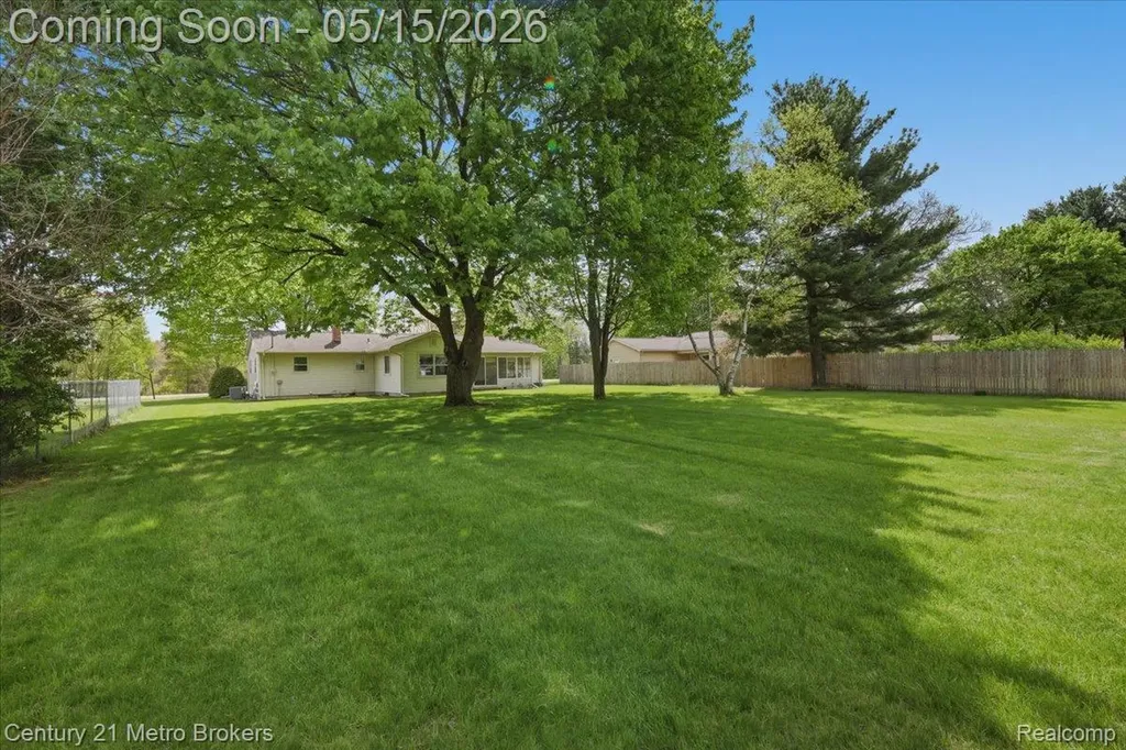 5457 N Seymour Road Flushing Charter Township MI 48433