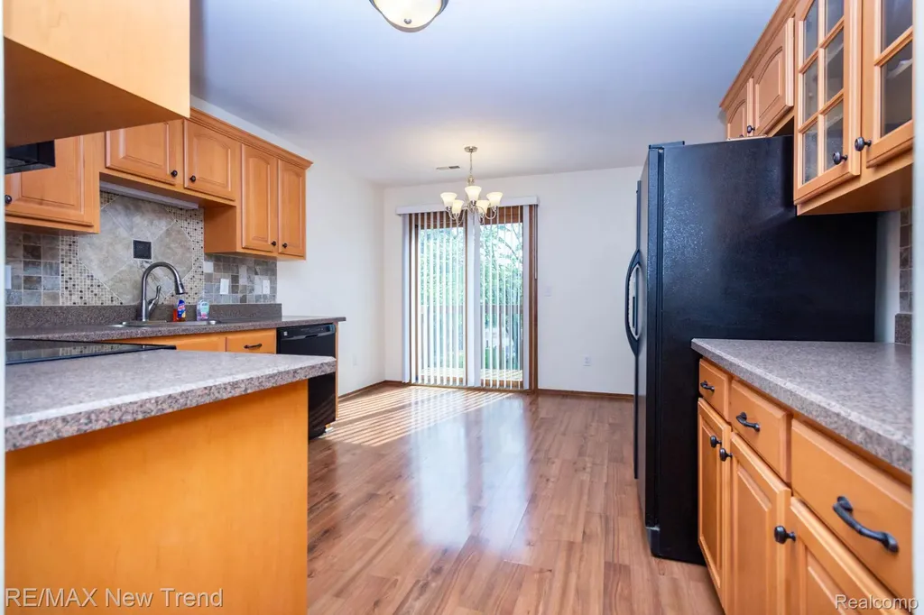 29583 Sierra Pointe Circle Farmington Hills City MI 48331