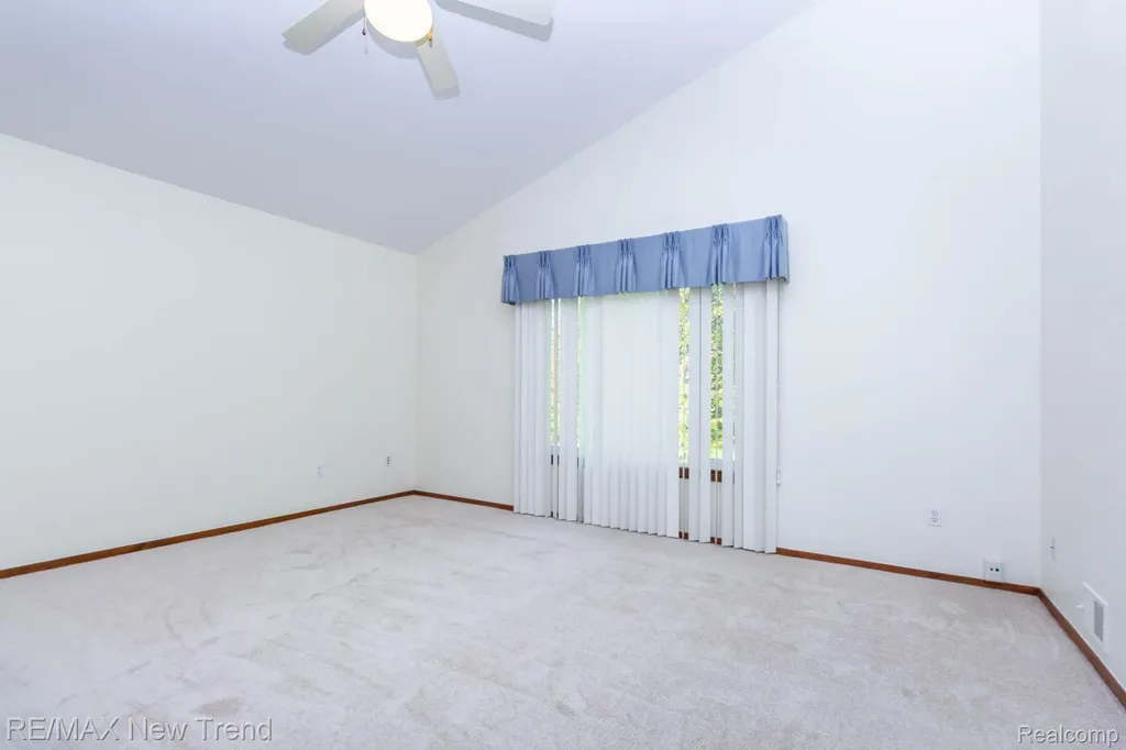 29583 Sierra Pointe Circle Farmington Hills City MI 48331