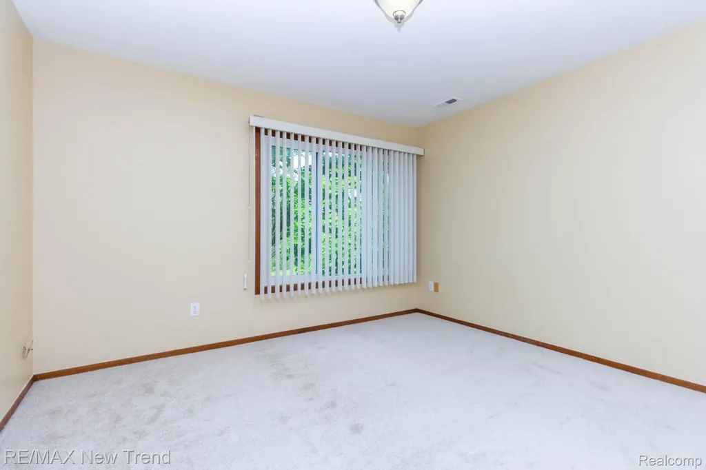 29583 Sierra Pointe Circle Farmington Hills City MI 48331
