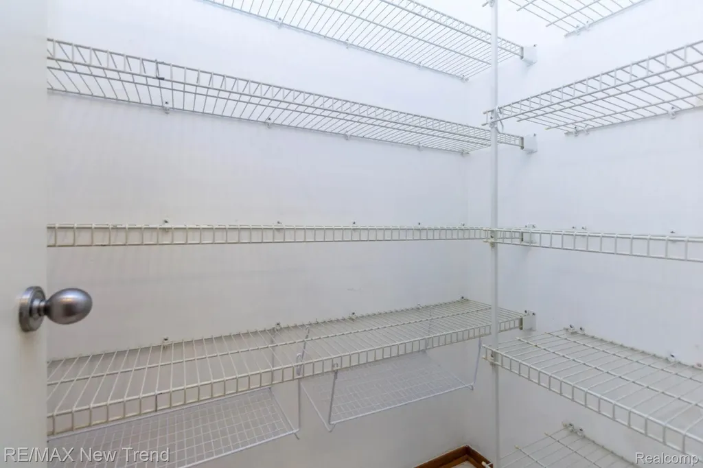 29583 Sierra Pointe Circle Farmington Hills City MI 48331