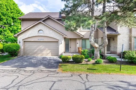 29583 Sierra Pointe Circle Farmington Hills City MI 48331