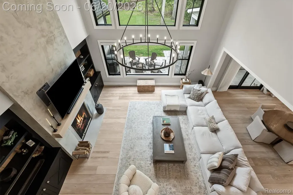5200 Windingwood Drive Bloomfield Hills City MI 48302