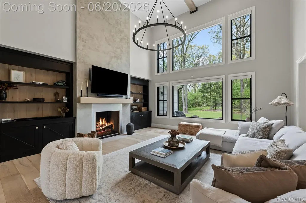 5200 Windingwood Drive Bloomfield Hills City MI 48302