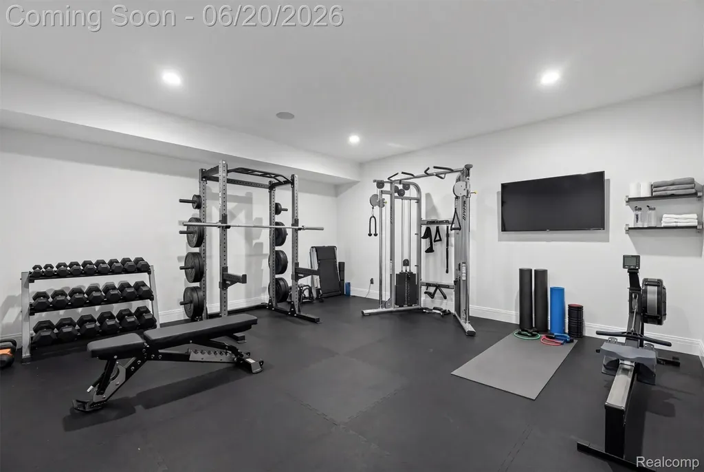 5200 Windingwood Drive Bloomfield Hills City MI 48302