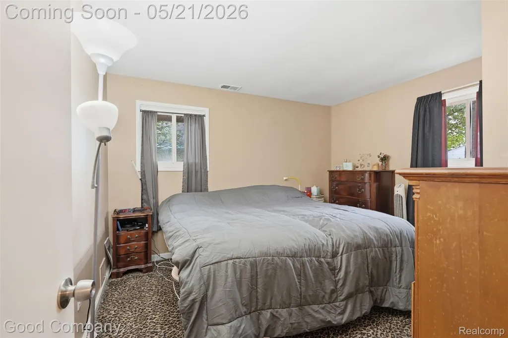 8003 William Street Taylor City MI 48180