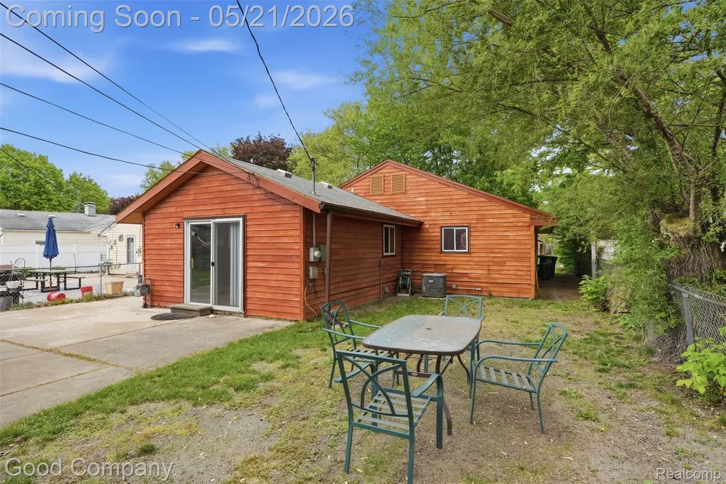 8003 William Street Taylor City MI 48180