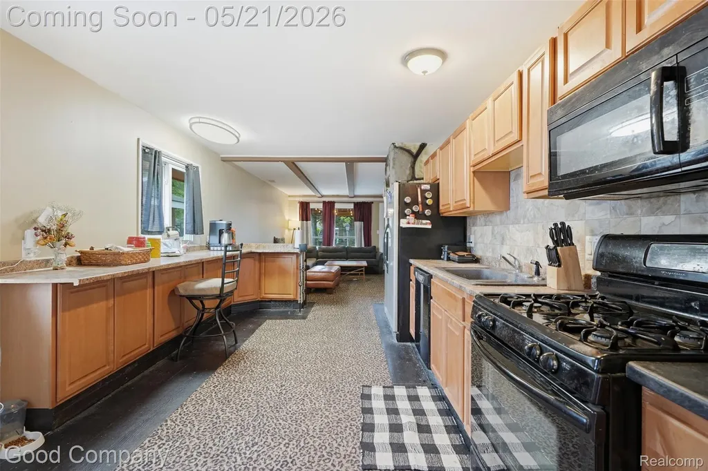8003 William Street Taylor City MI 48180